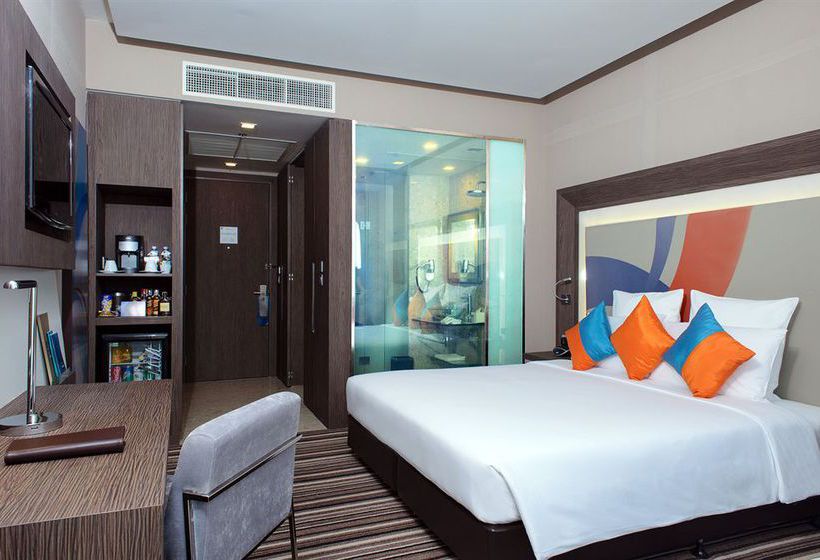 Novotel Bangkok Impact 14