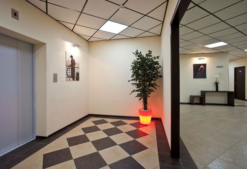 Inside Hotel Business 11