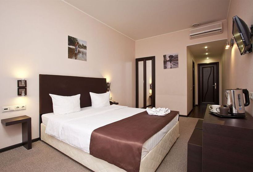 Inside Hotel Business 16