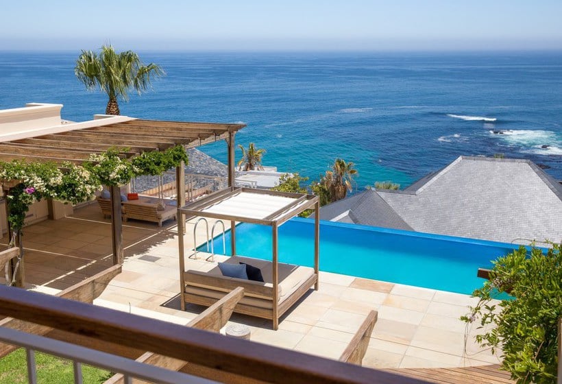 Hotel Compass House 1