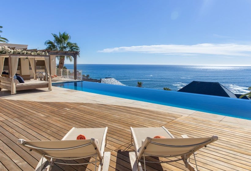 Hotel Compass House 7