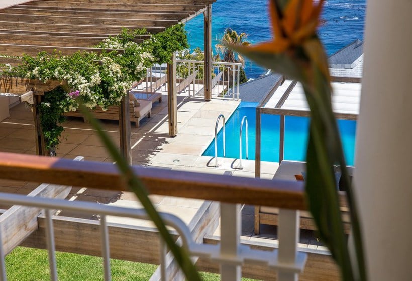 Hotel Compass House 8