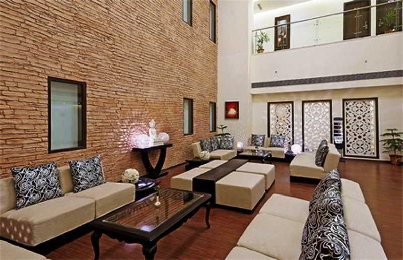 Hotel Clarks Inn Gurgaon 5