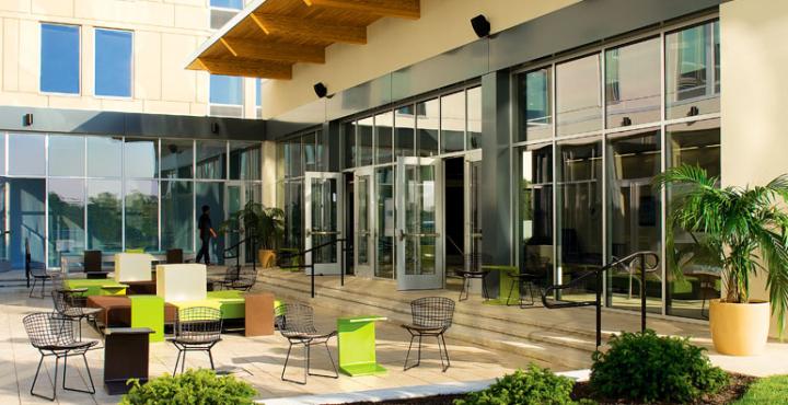 Hotel Aloft Chandigarh Zirakpur 11