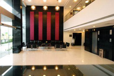 Hotel Clarks Inn Suites 1