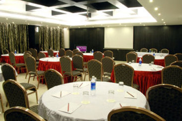 Hotel Clarks Inn Suites 5