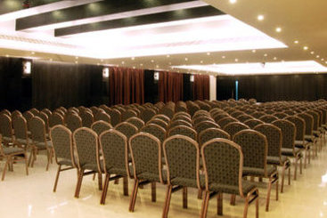 Hotel Clarks Inn Suites 9