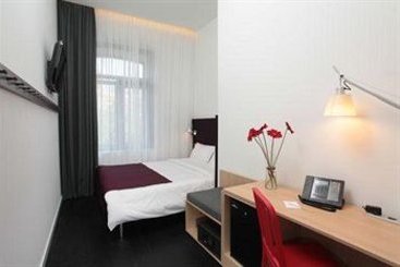 Azimut Moscow Tulskaya Hotel 6