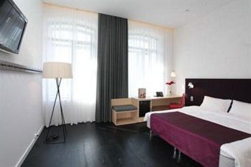 Azimut Moscow Tulskaya Hotel 7