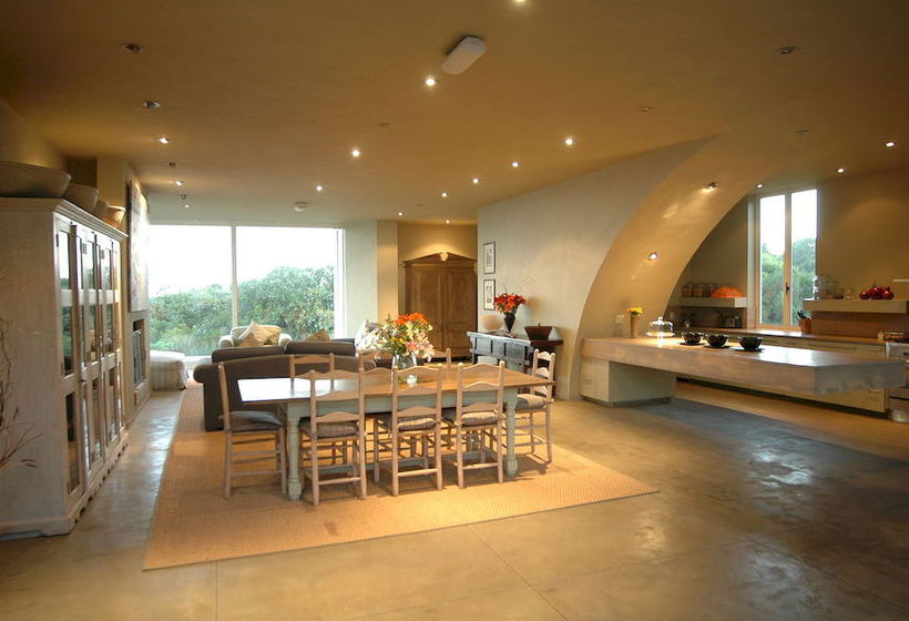 Hotel Mosselberg on Grotto Beach 7