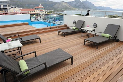 Quarters Hotel Hermanus 8