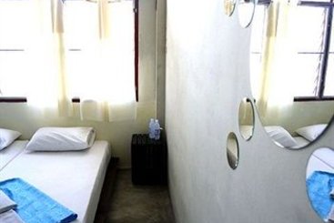 Hotel Phuket 43 Guesthouse 18