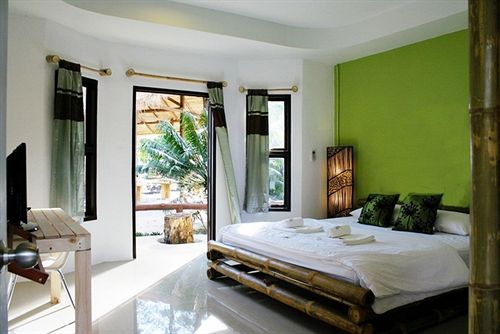 Z-Touch Lipe Island Resort 10