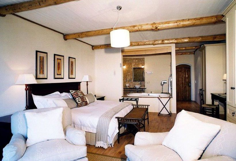 Hotel The Sands @ St Francis 13