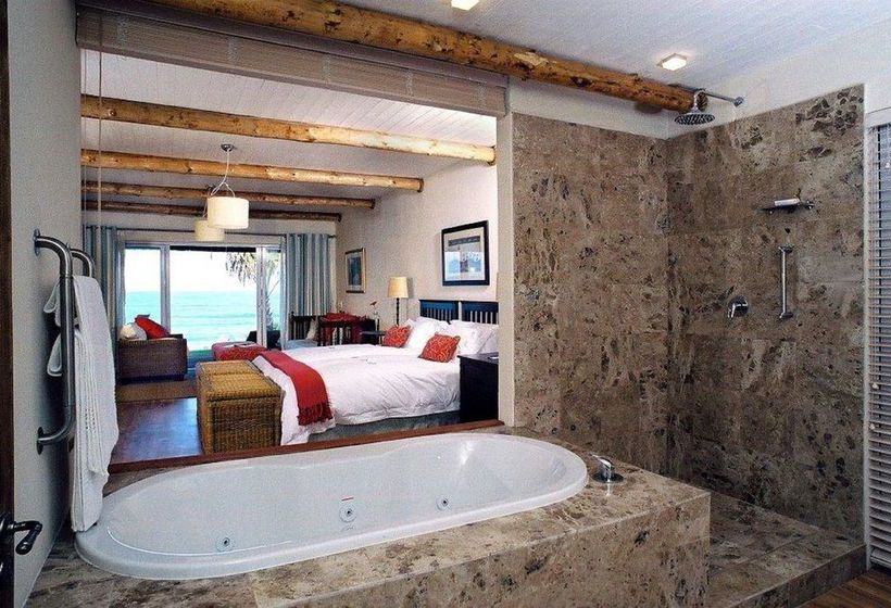 Hotel The Sands @ St Francis 2