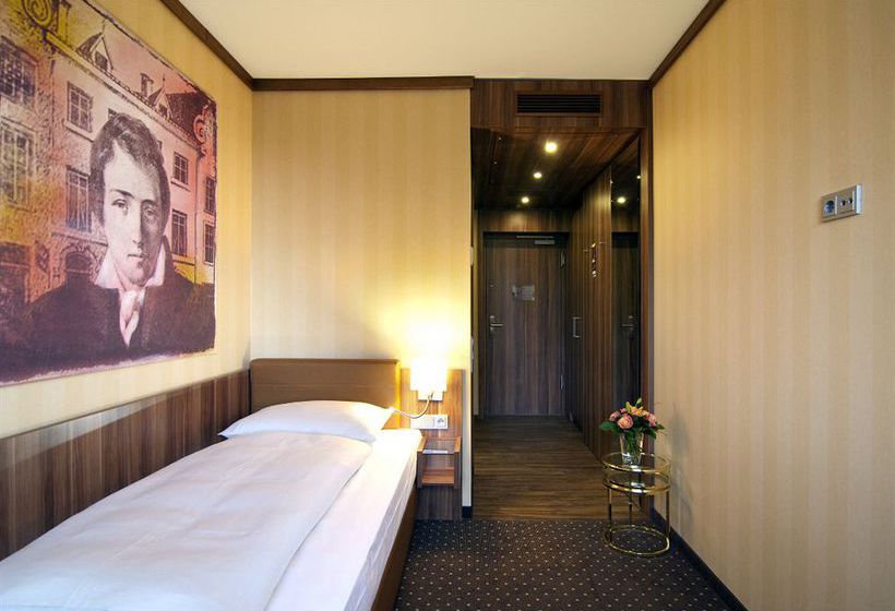 Derag Livinghotel Dusseldorf 1