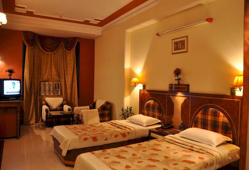 Hotel Rishi Regency 3