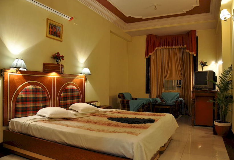 Hotel Rishi Regency 5