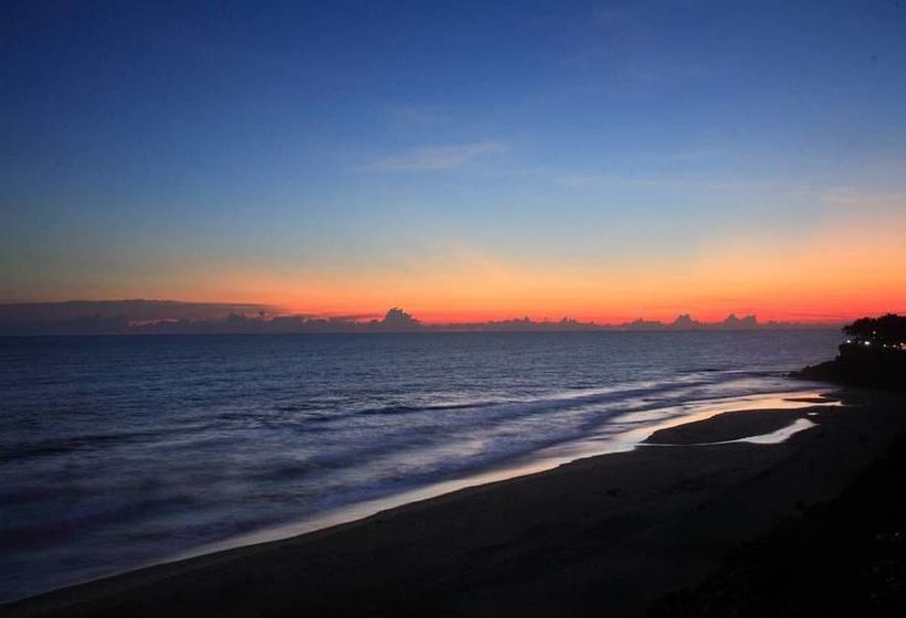 Hotel The Sanctum Spring Beach Resort 12