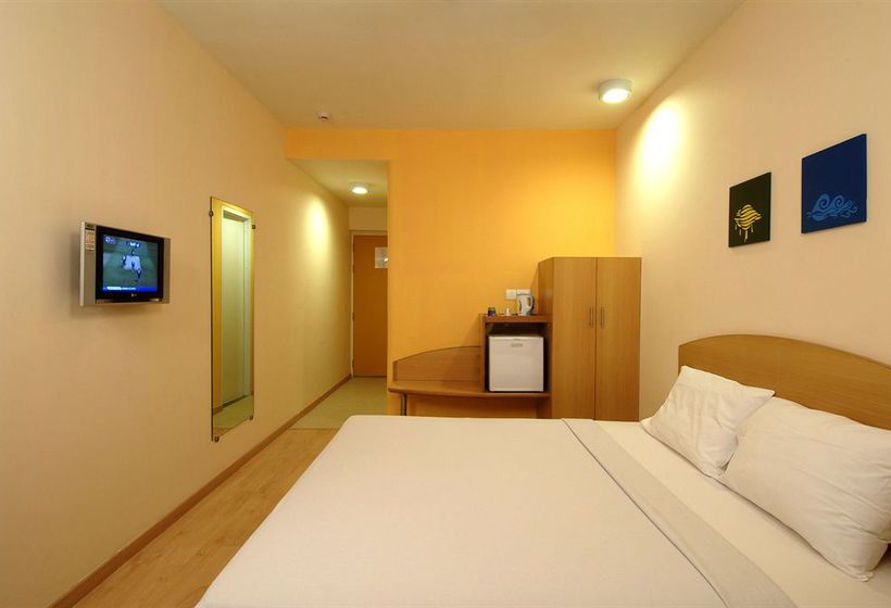 Hotel Ginger Vadodara 16
