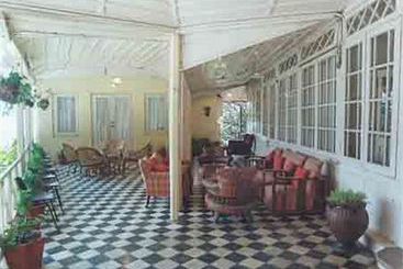 Hotel Padmini Niwas 1