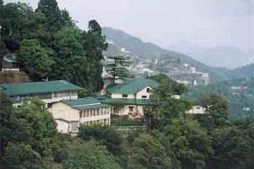 Hotel Padmini Niwas 12