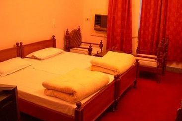 Hotel Padmini Niwas 7