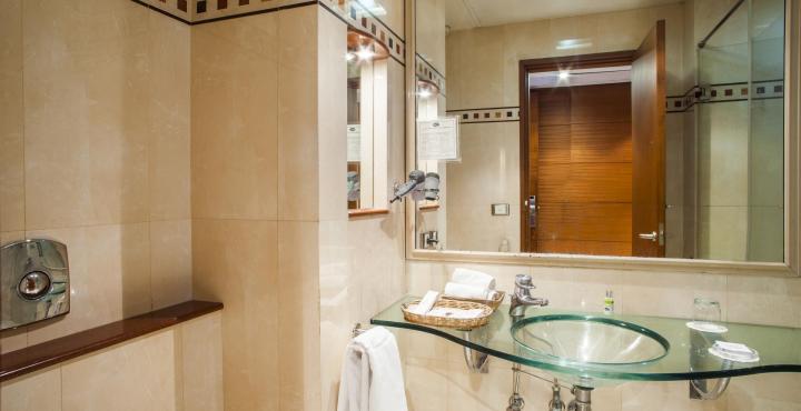 Hotel Ohris Banjara 10