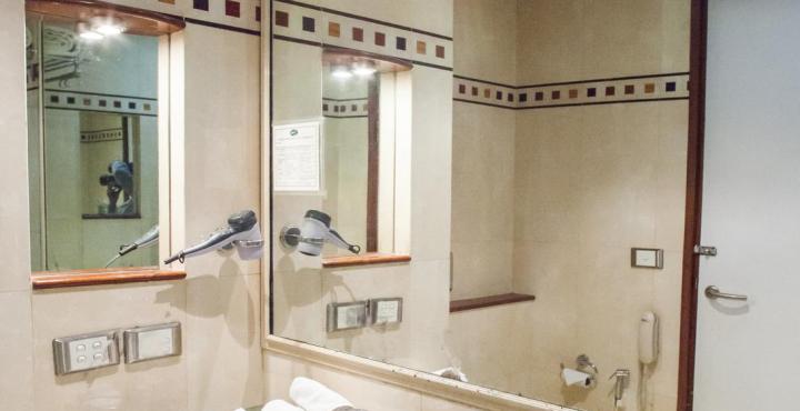 Hotel Ohris Banjara 12