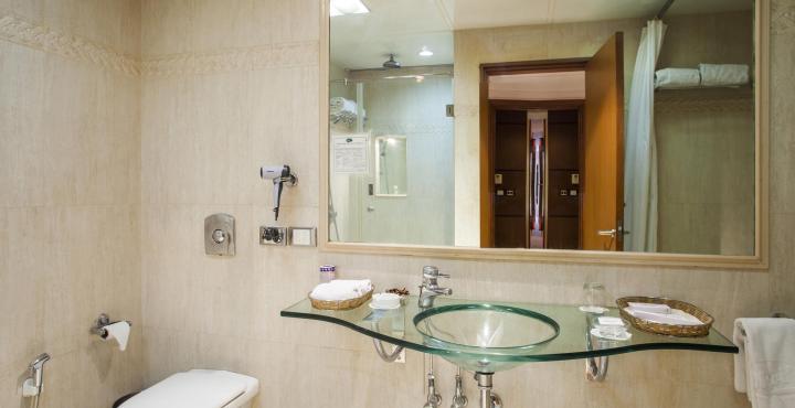 Hotel Ohris Banjara 17