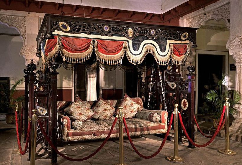 Hotel WelcomHeritage Umed Bhawan Palace 12