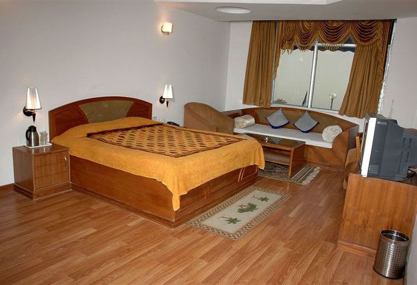 Hotel Silver Rock Mussoorie Uttarakhand