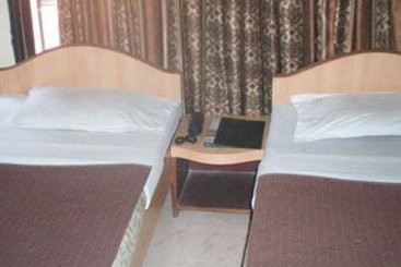 Hotel Arts Executive 7