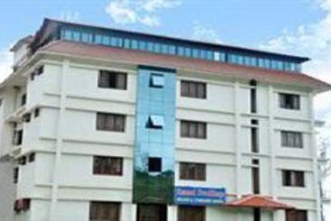 Hotel Emmel Dwellings Munnar