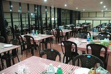 Hotel Autumn Trees Munnar 12