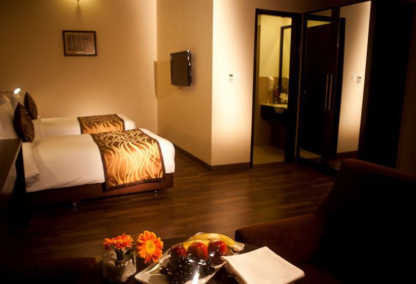 Hotel Vibe by The LaLiT Traveller 1