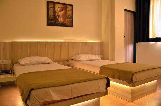 Hotel Alka Residency 4