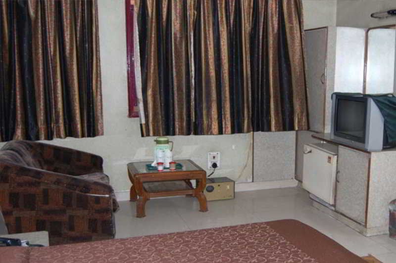 Hotel Woodland Deluxe 11