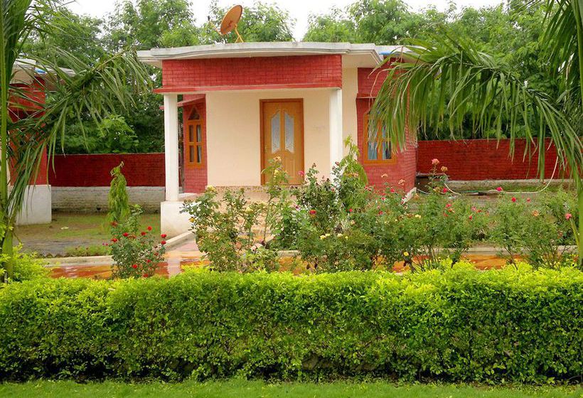 Shri Krishna Jungle Resort 18