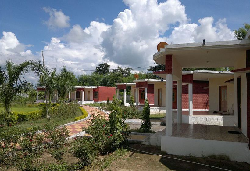 Shri Krishna Jungle Resort 9