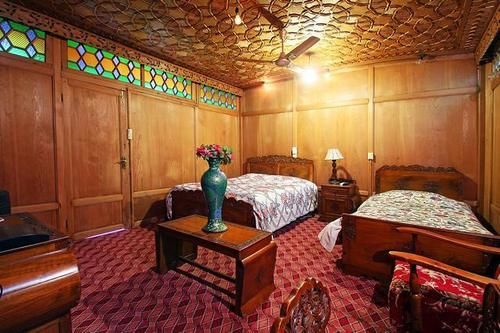 Hotel Royal Dandoo Palace - House Boat 1