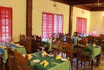 Hotel Elysium Gardens Hill Resorts 10