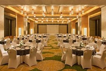 Radisson Blu Hotel Amritsar 14