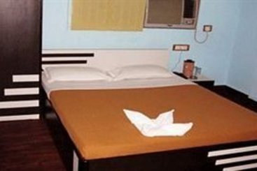 Hotel Unique Residency 2