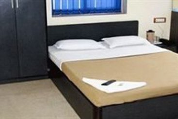 Hotel Unique Residency 6