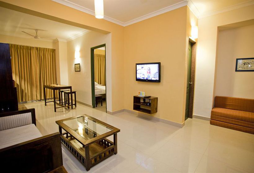 Hotel The Treehouse blue 14