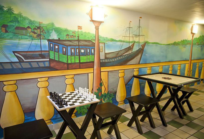 Hotel The Treehouse blue 2