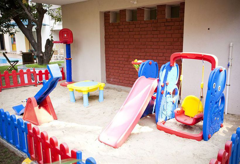 Hotel The Treehouse blue 3