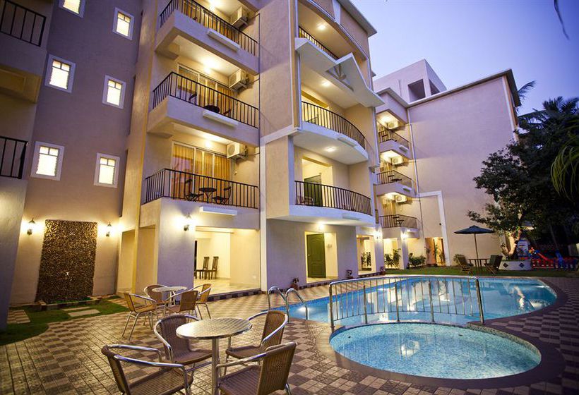 Hotel The Treehouse blue 7