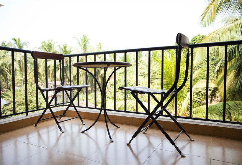 Hotel The Treehouse blue 8